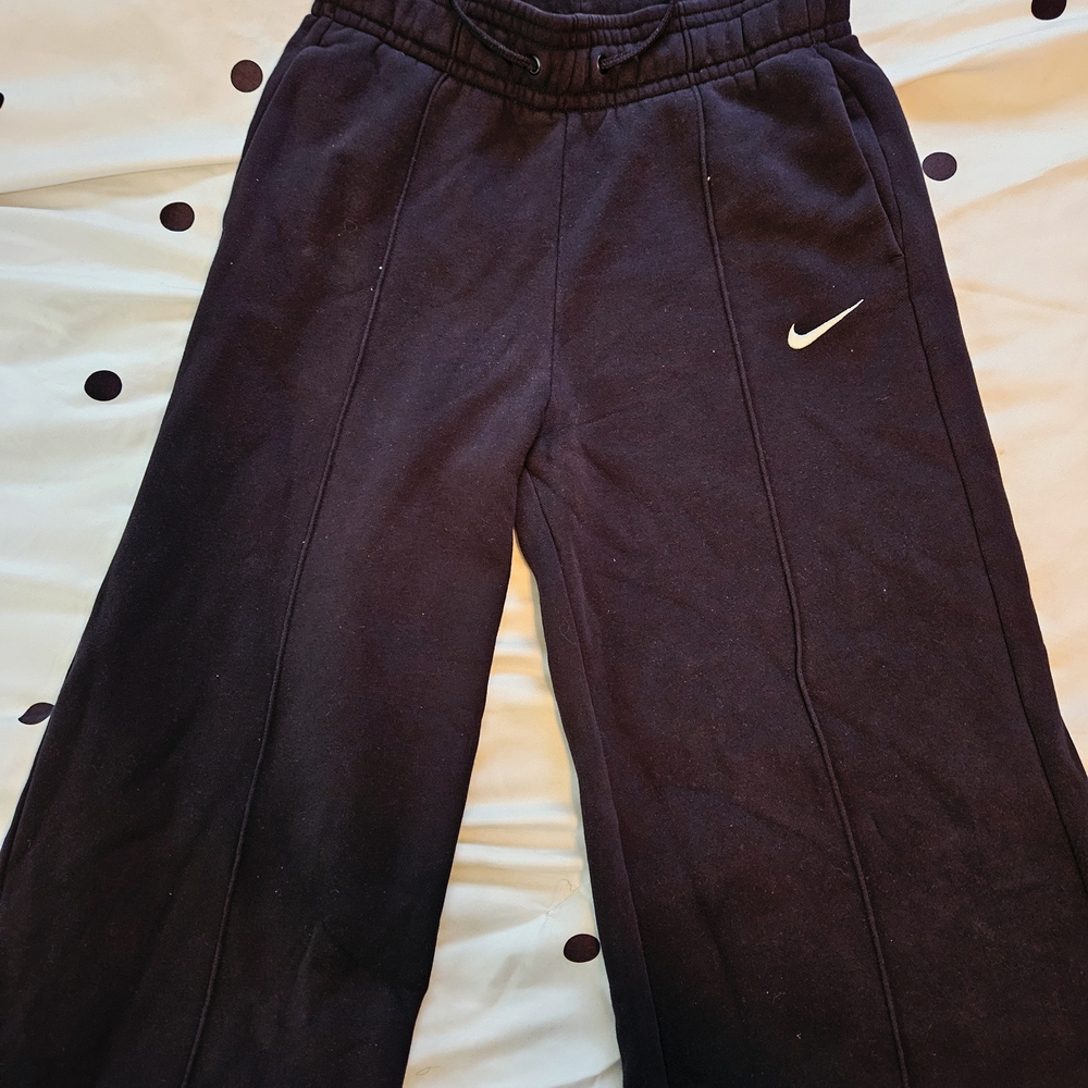Nike Wide Leg Black Sweatpants